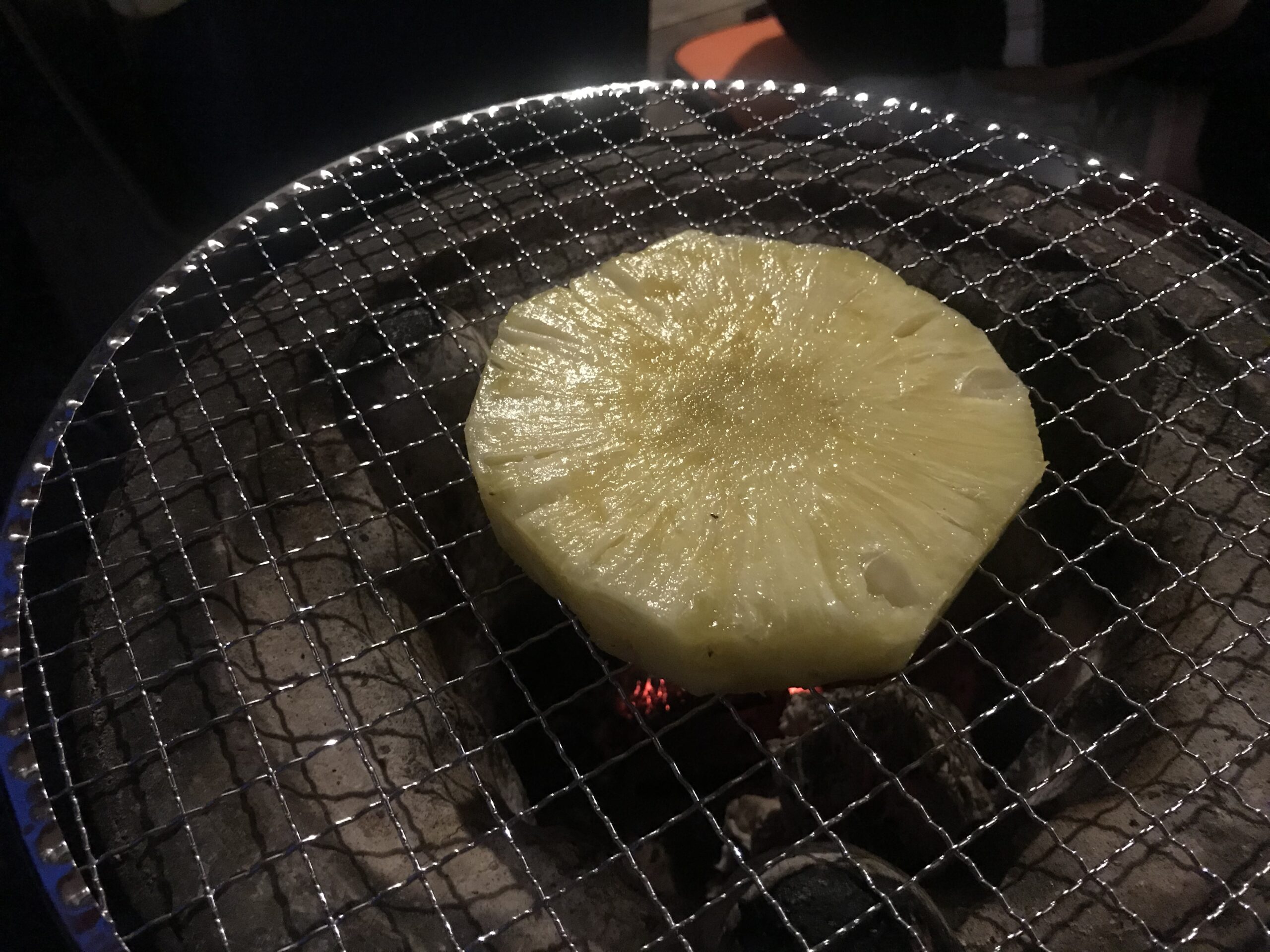 パイナップル炭火焼き